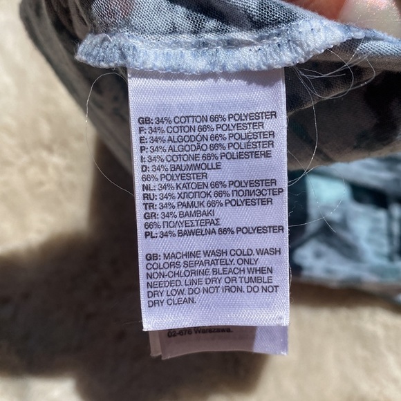 The North Face Burnout Green / Gray Mountains T-Shirt - Picture 9 of 9